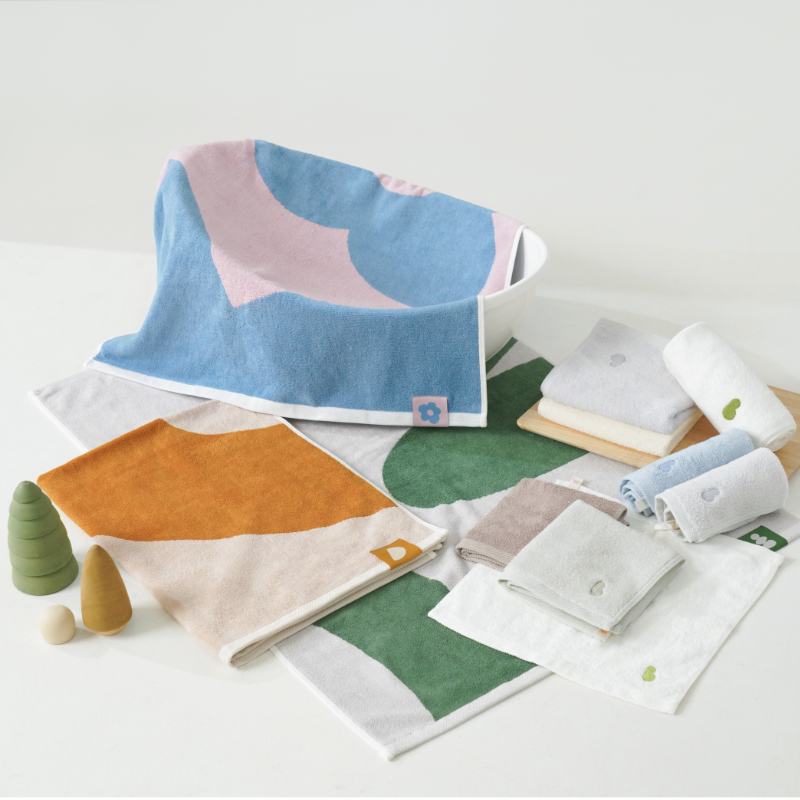 밤부베베 Bamboobebe Village II Bath Towel